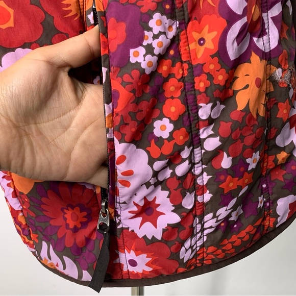 Patagonia Women's Brown Multicolor Floral Nylon Puff Zip Vest Size Large - Picture 7 of 10